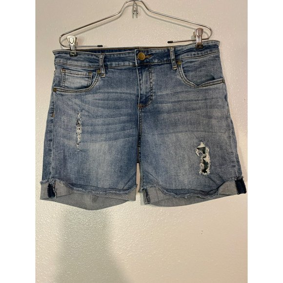Kut from the Kloth Pants - Kut from the Kloth Size 12 Catherine Boyfriend Shorts